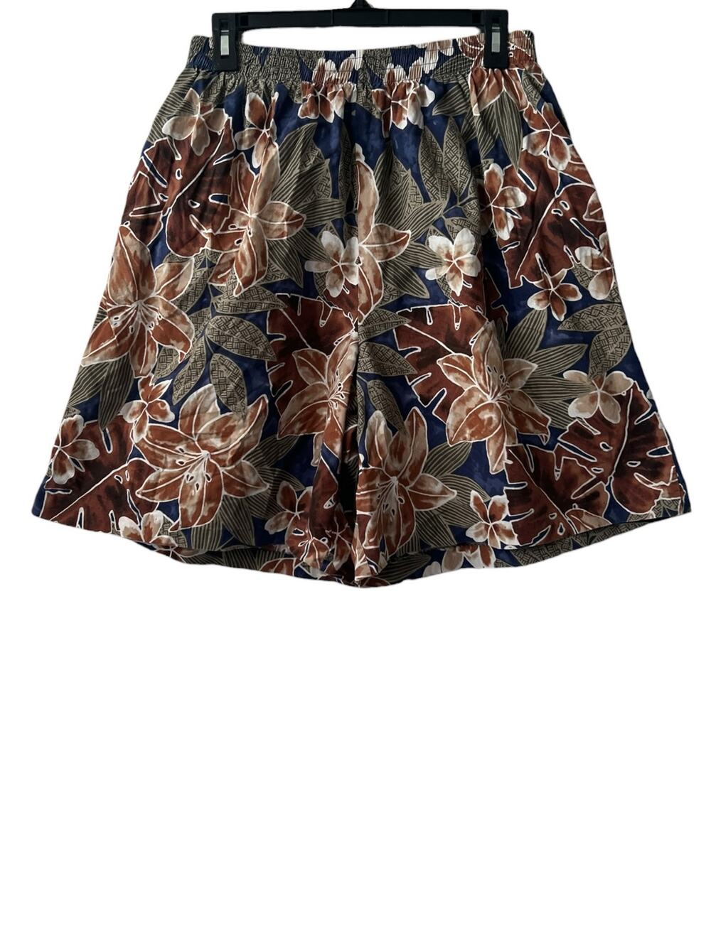Hilo Hatte Women's Floral Shorts Size 1X